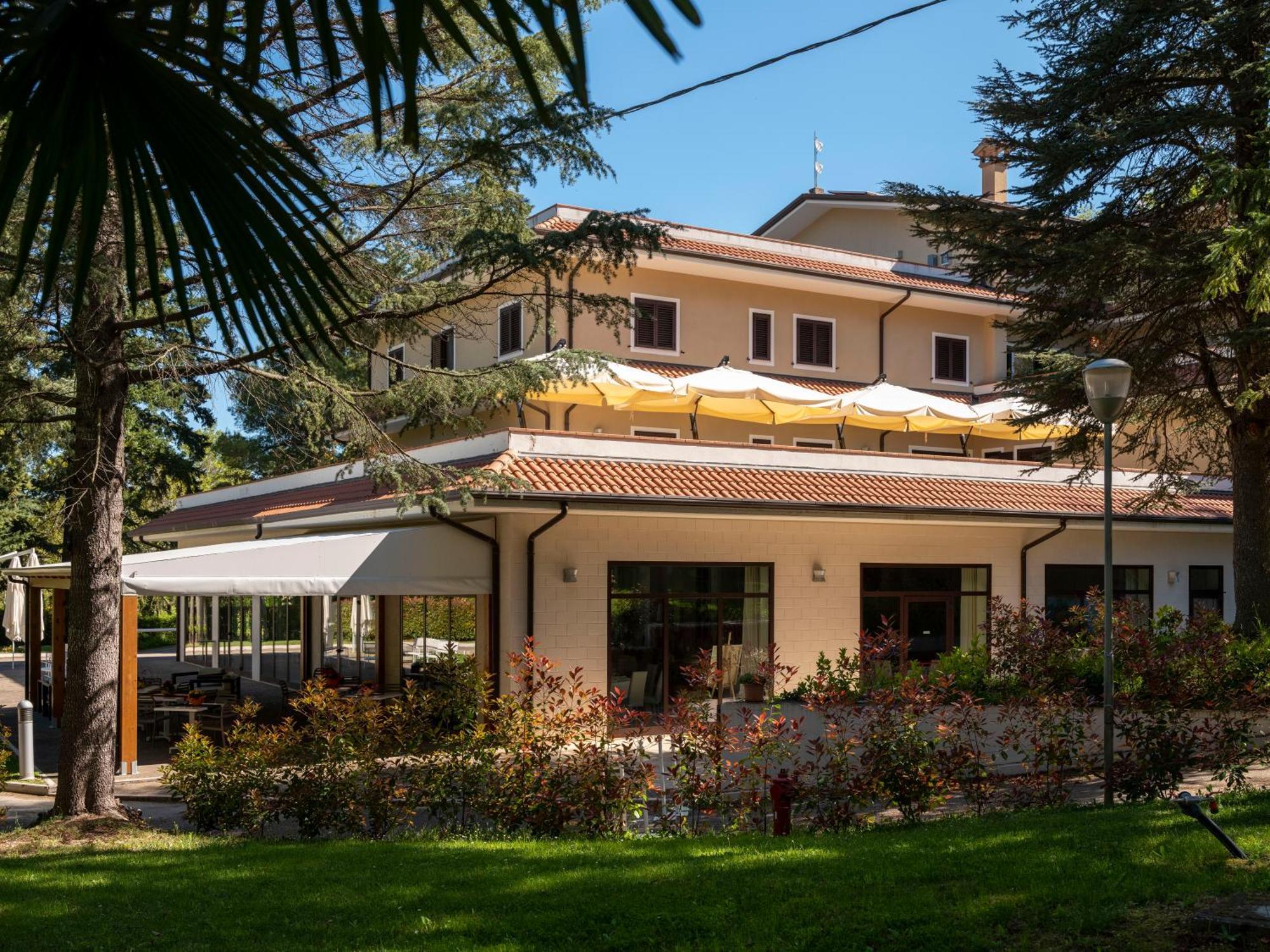 Il Castagneto Hotel Melfi Exterior foto